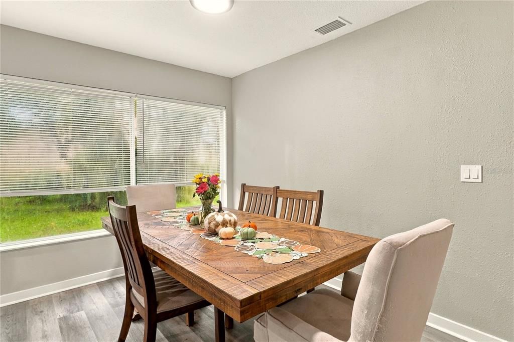 En Venta: $370,000 (3 camas, 2 baños, 1476 Pies cuadrados)
