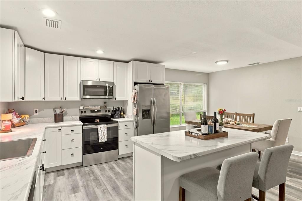En Venta: $370,000 (3 camas, 2 baños, 1476 Pies cuadrados)