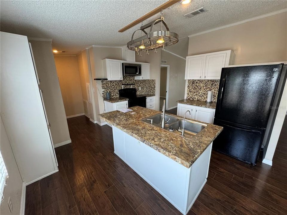 В аренду: $1,850 (3 спален, 2 ванн, 1512 Квадратных фут)
