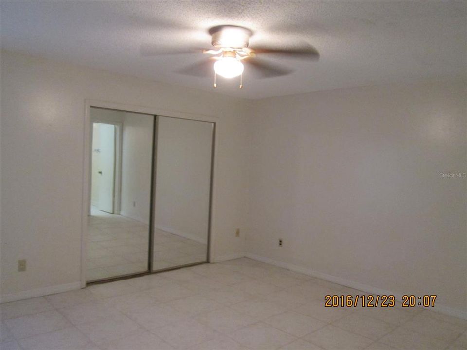 For Rent: $2,100 (3 beds, 2 baths, 1375 Square Feet)