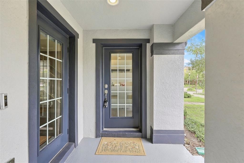 For Sale: $350,000 (3 beds, 3 baths, 2282 Square Feet)