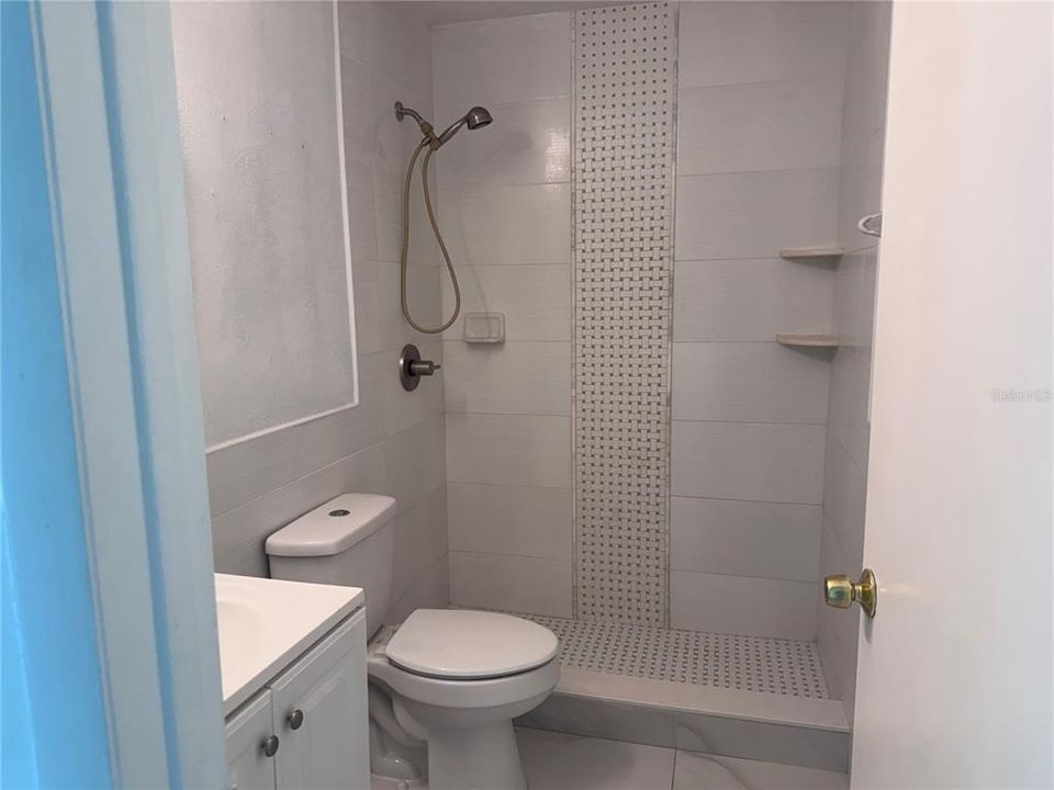 В аренду: $2,350 (2 спален, 2 ванн, 1110 Квадратных фут)