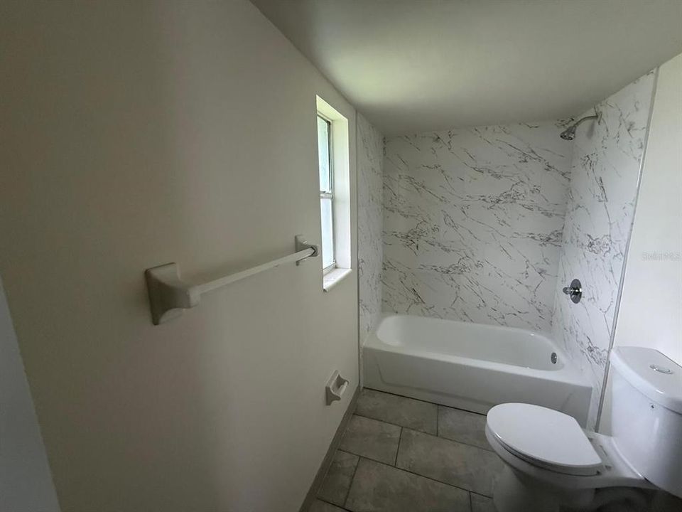 En Venta: $130,000 (2 camas, 2 baños, 895 Pies cuadrados)