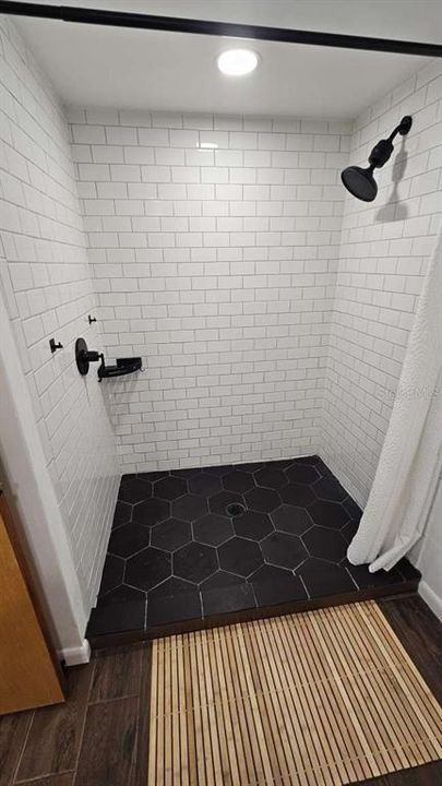 For Sale: $367,900 (3 beds, 2 baths, 1861 Square Feet)