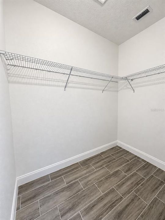 En Venta: $399,900 (3 camas, 2 baños, 1655 Pies cuadrados)