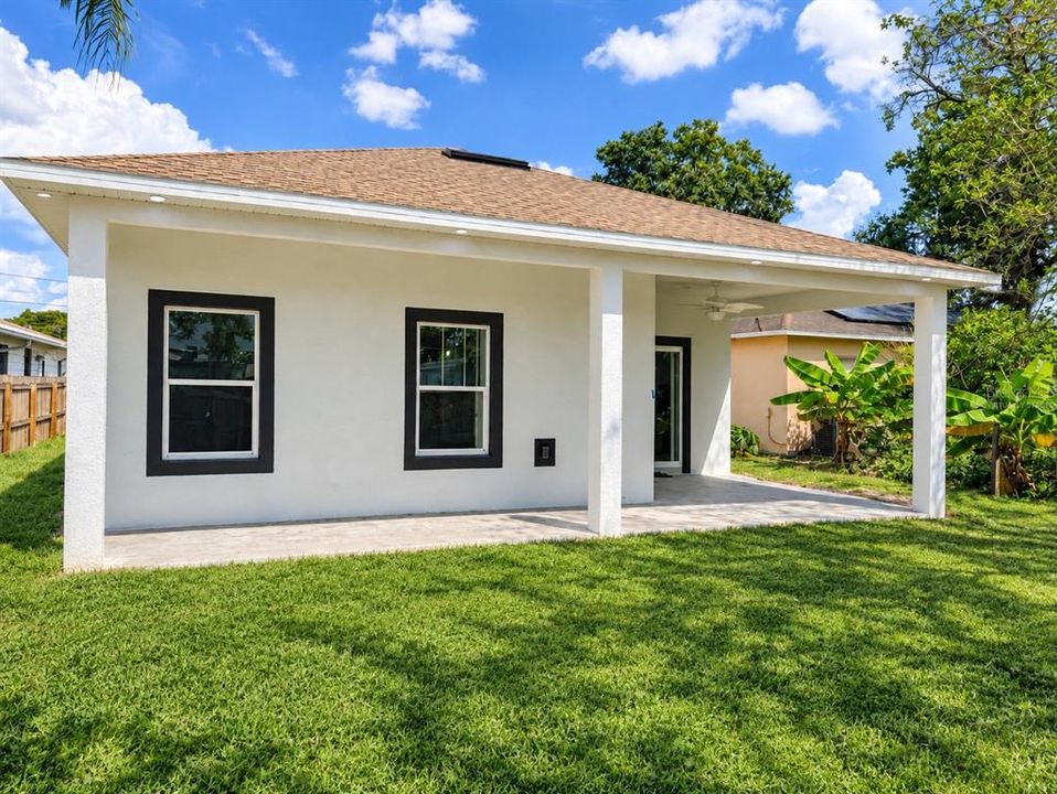 En Venta: $399,900 (3 camas, 2 baños, 1655 Pies cuadrados)