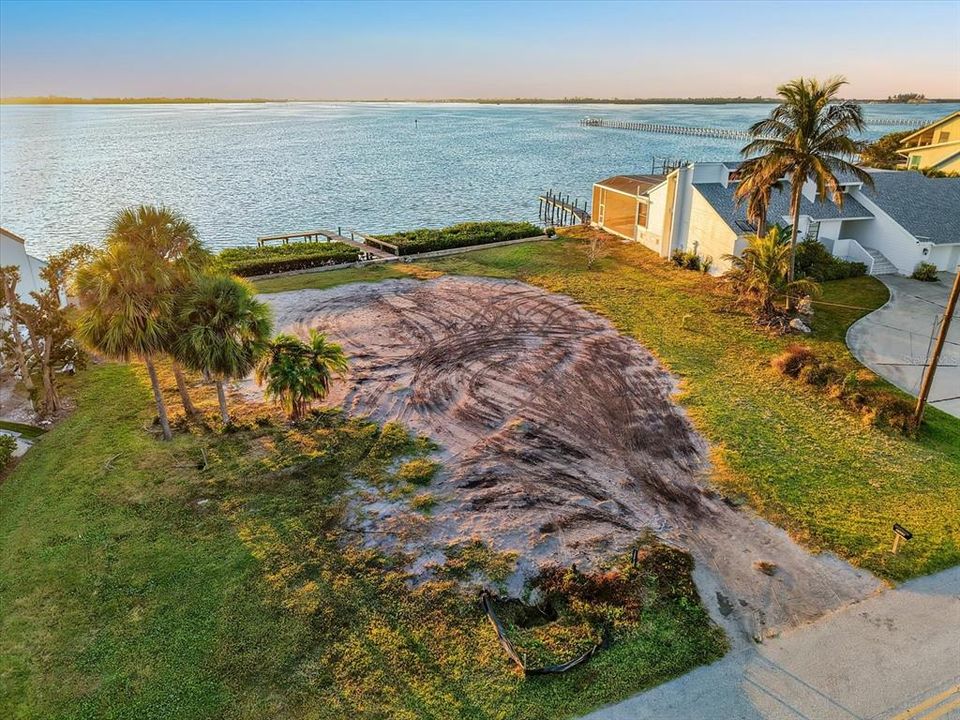 En Venta: $3,600,000 (4 camas, 4 baños, 4300 Pies cuadrados)