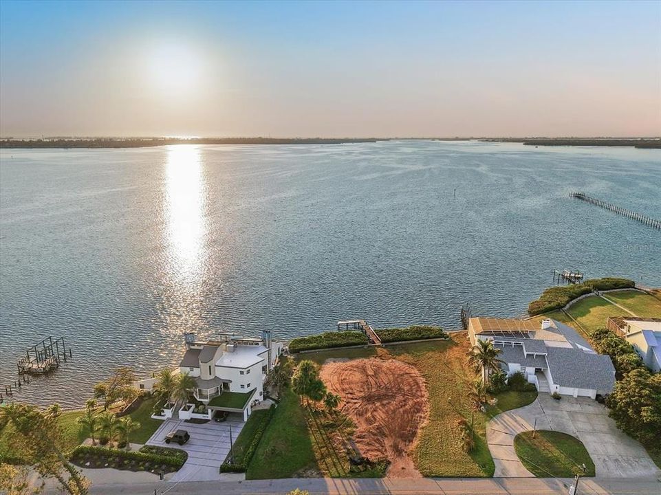 En Venta: $3,600,000 (4 camas, 4 baños, 4300 Pies cuadrados)
