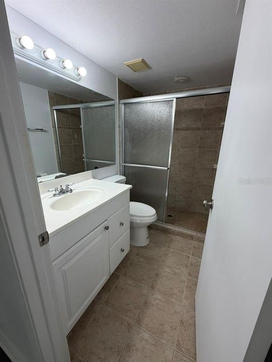 For Rent: $1,400 (2 beds, 2 baths, 1025 Square Feet)