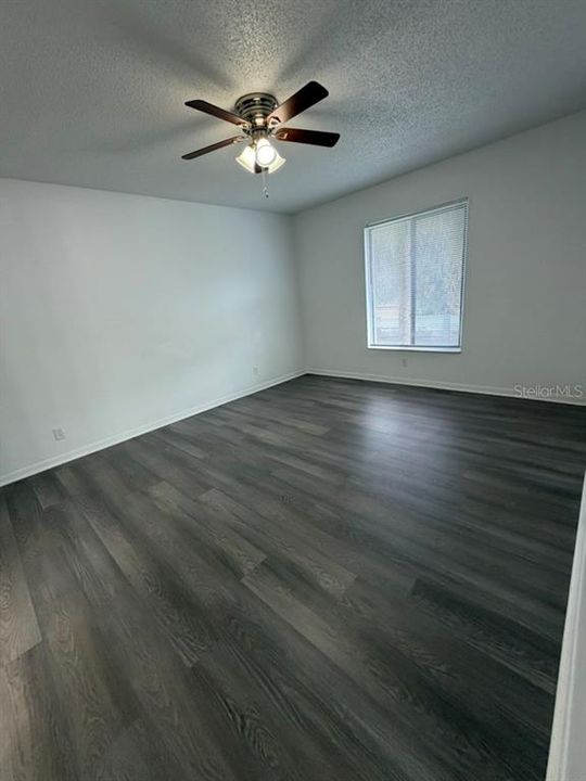 For Rent: $1,400 (2 beds, 2 baths, 1025 Square Feet)