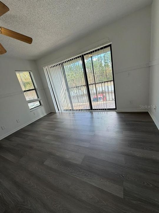 For Rent: $1,400 (2 beds, 2 baths, 1025 Square Feet)