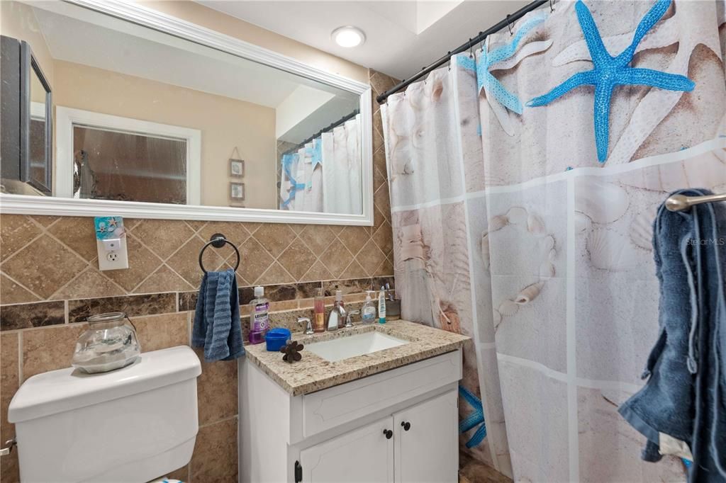 For Sale: $290,000 (3 beds, 2 baths, 1428 Square Feet)