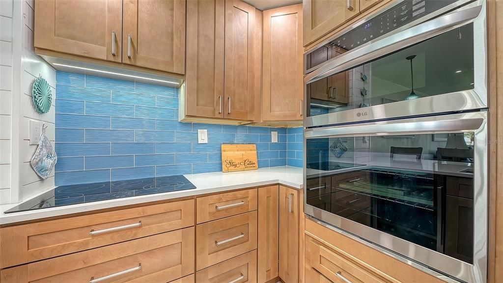 На продажу: $475,000 (2 спален, 1 ванн, 820 Квадратных фут)