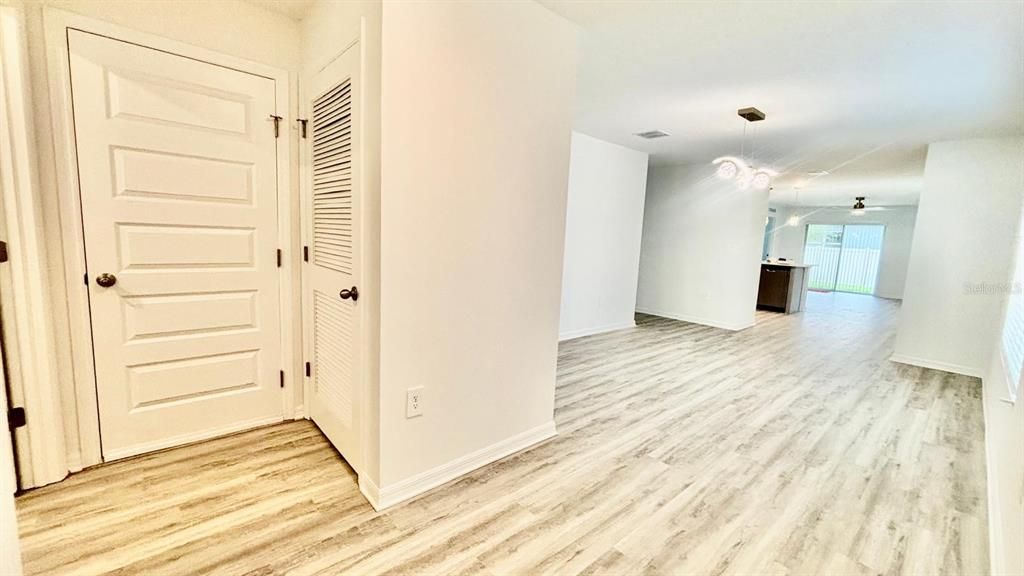 В аренду: $1,900 (3 спален, 2 ванн, 1516 Квадратных фут)