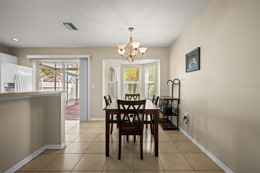 For Sale: $299,000 (3 beds, 2 baths, 1481 Square Feet)