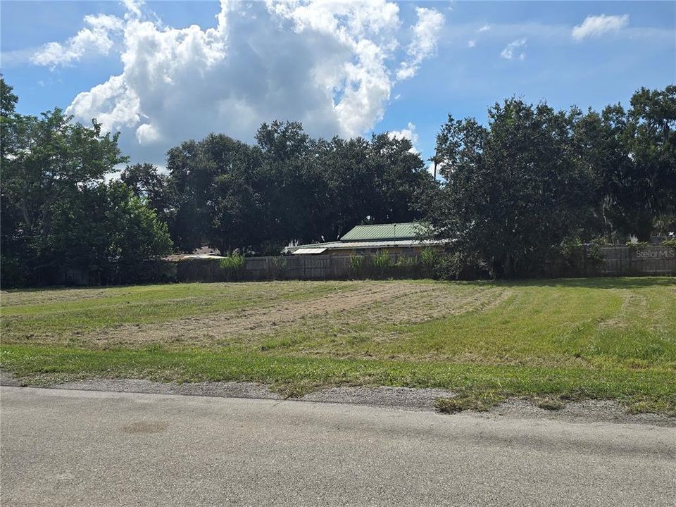 For Sale: $29,000 (0.17 acres)