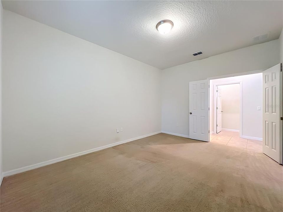 В аренду: $3,200 (5 спален, 3 ванн, 3088 Квадратных фут)