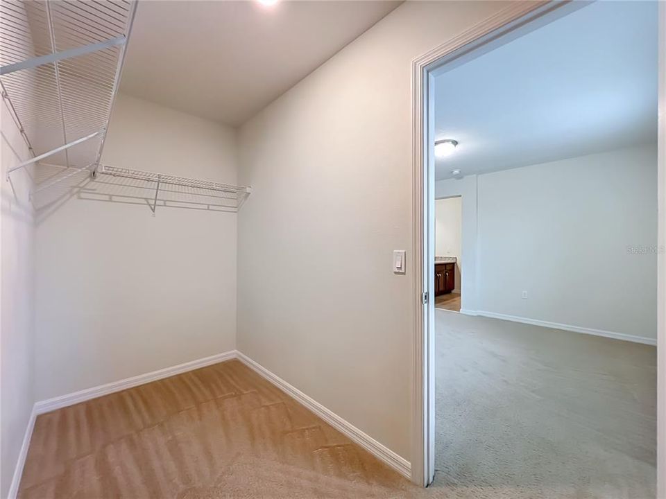 В аренду: $3,200 (5 спален, 3 ванн, 3088 Квадратных фут)