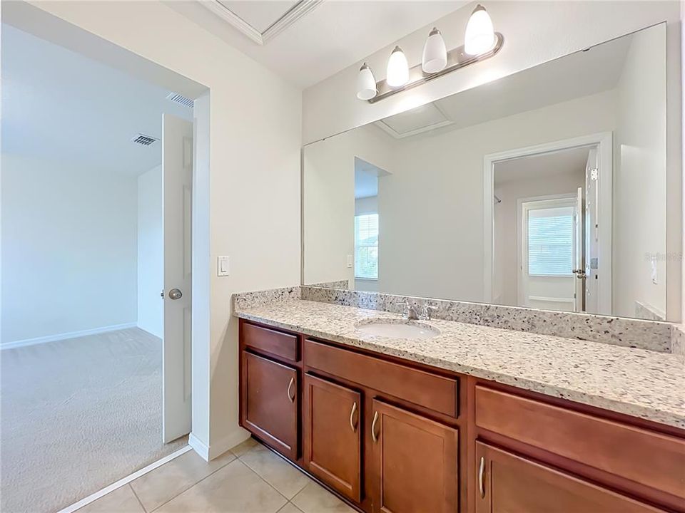 В аренду: $3,200 (5 спален, 3 ванн, 3088 Квадратных фут)