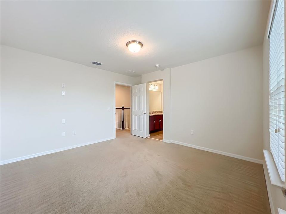 В аренду: $3,200 (5 спален, 3 ванн, 3088 Квадратных фут)