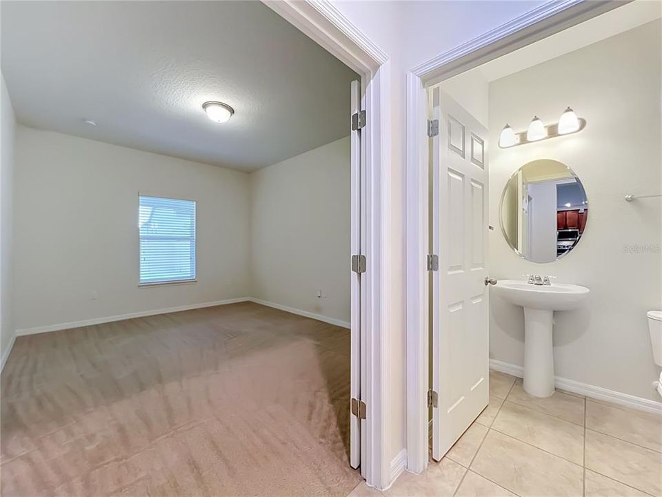 В аренду: $3,200 (5 спален, 3 ванн, 3088 Квадратных фут)