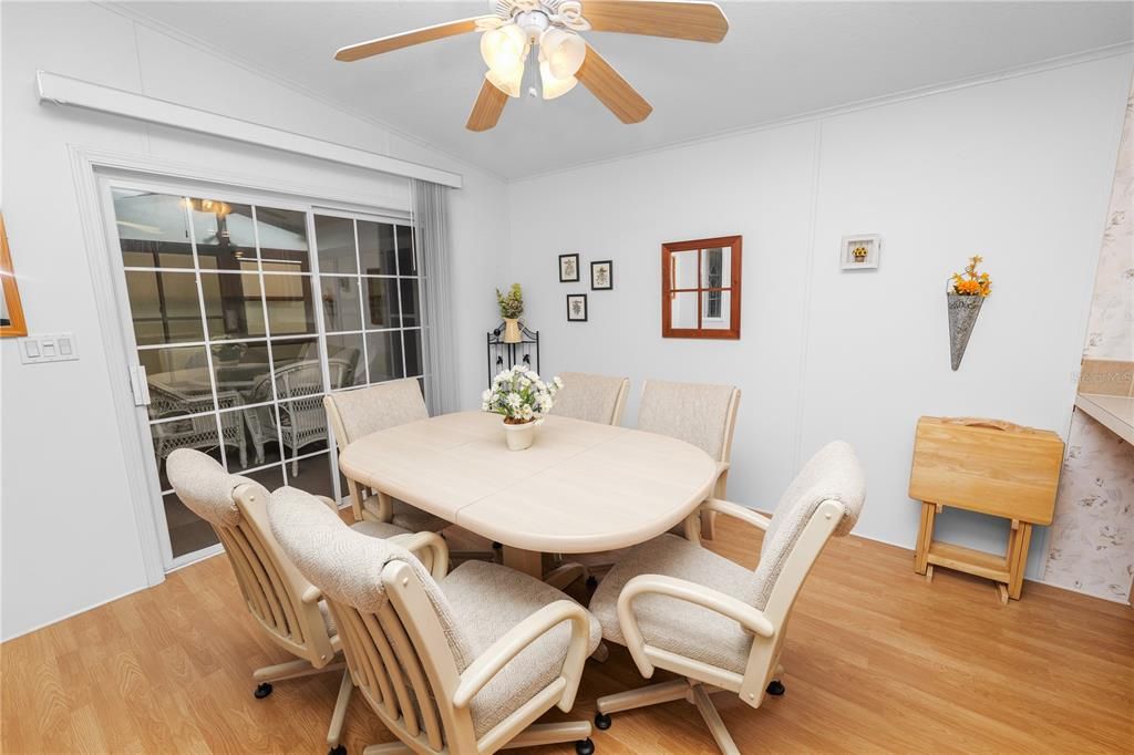 En Venta: $265,000 (3 camas, 2 baños, 1344 Pies cuadrados)