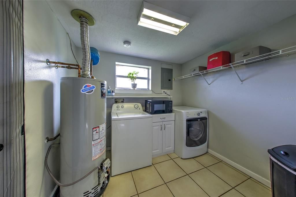 En Venta: $219,000 (2 camas, 1 baños, 816 Pies cuadrados)