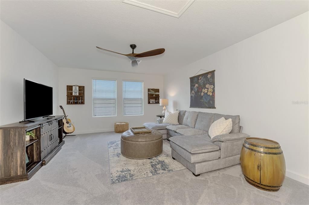 待售: $409,000 (3 贝兹, 3 浴室, 2364 平方英尺)