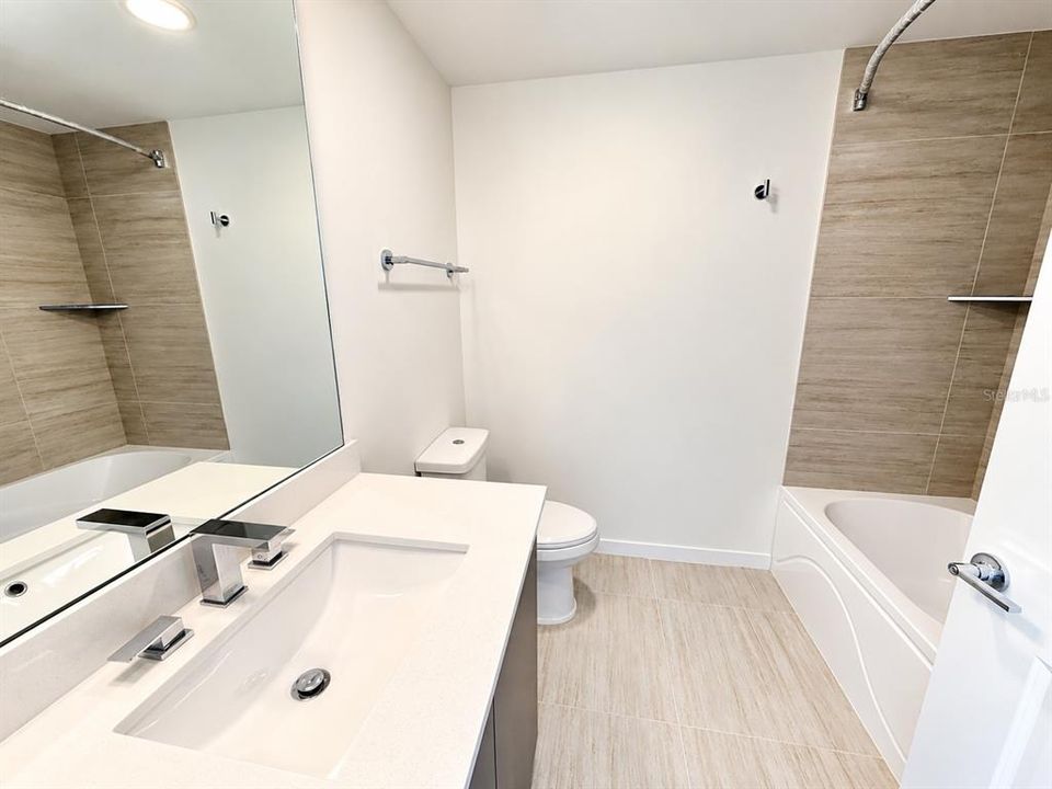 В аренду: $2,200 (3 спален, 2 ванн, 1150 Квадратных фут)