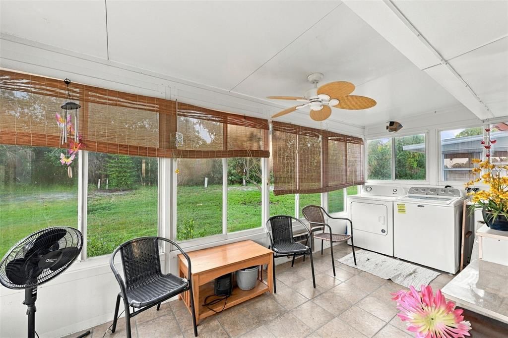For Sale: $90,000 (2 beds, 2 baths, 960 Square Feet)