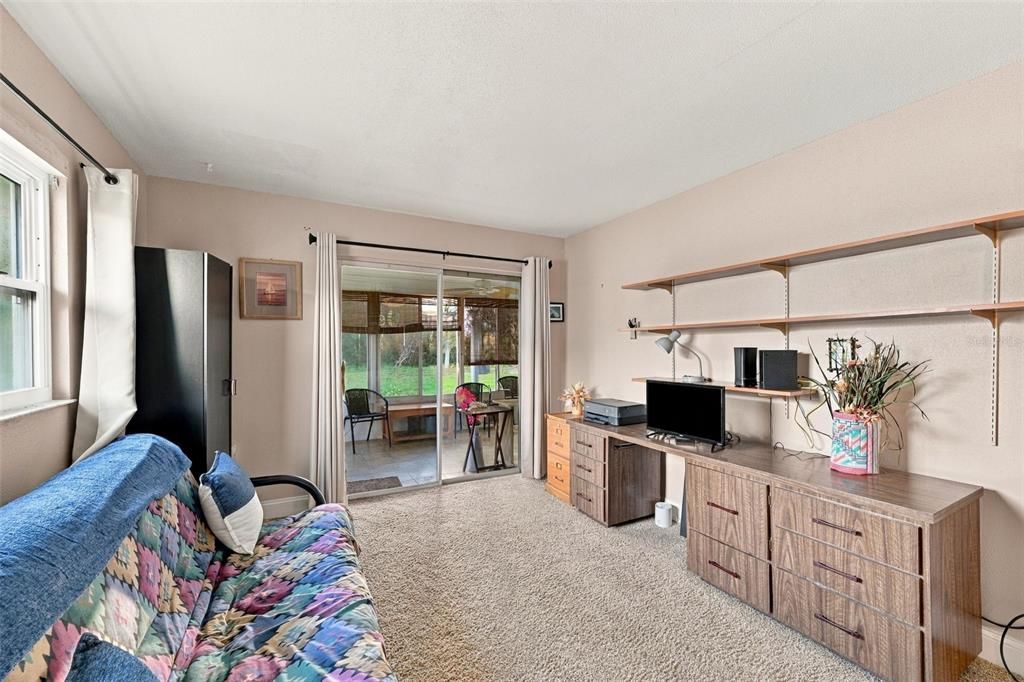 For Sale: $90,000 (2 beds, 2 baths, 960 Square Feet)