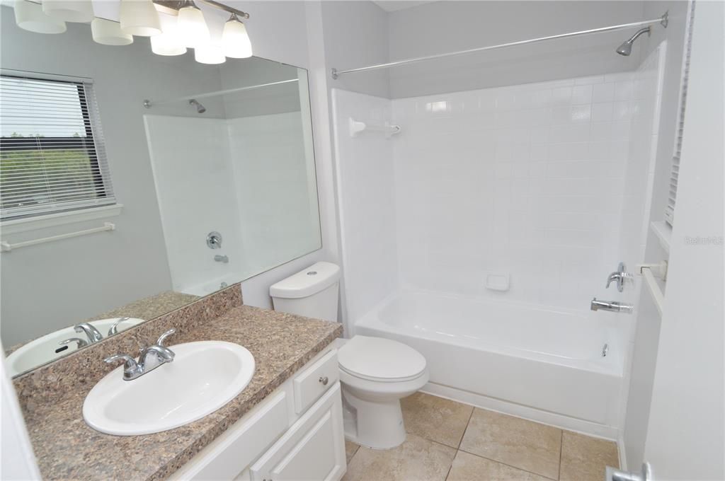 For Rent: $1,750 (2 beds, 2 baths, 1182 Square Feet)