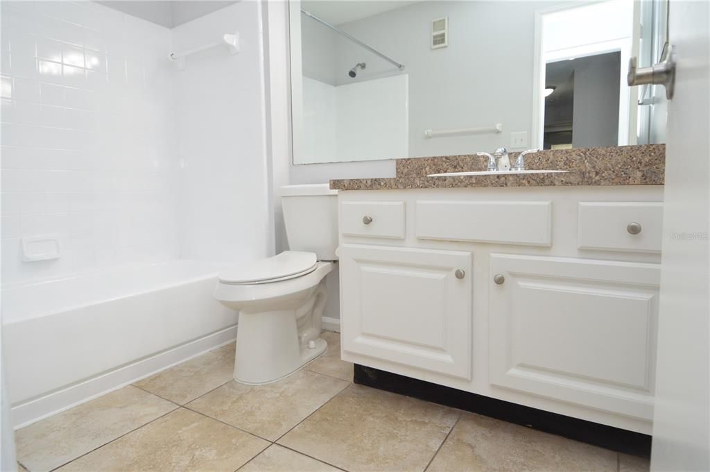 For Rent: $1,750 (2 beds, 2 baths, 1182 Square Feet)
