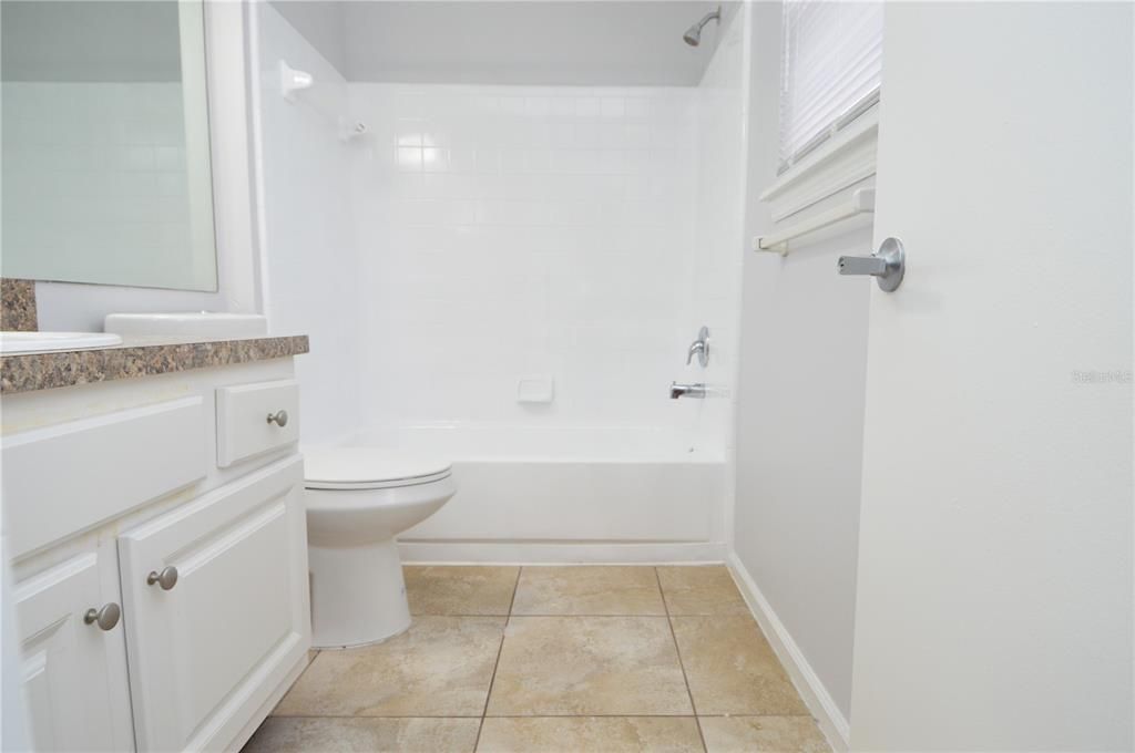 For Rent: $1,750 (2 beds, 2 baths, 1182 Square Feet)