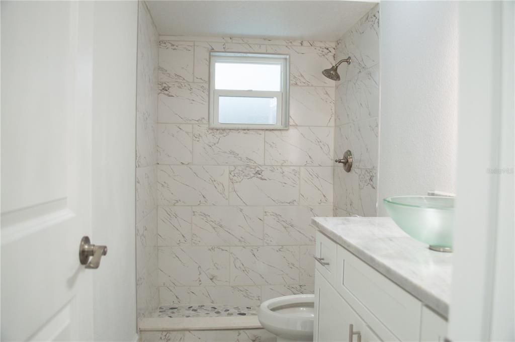 For Sale: $369,900 (3 beds, 2 baths, 1497 Square Feet)
