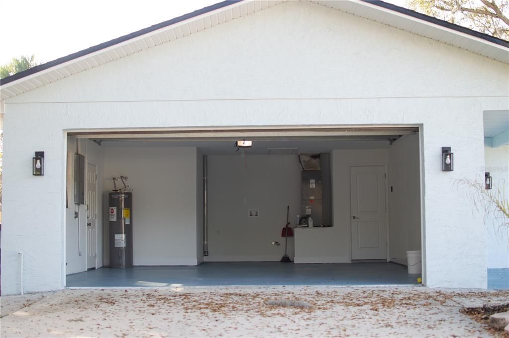For Sale: $369,900 (3 beds, 2 baths, 1497 Square Feet)