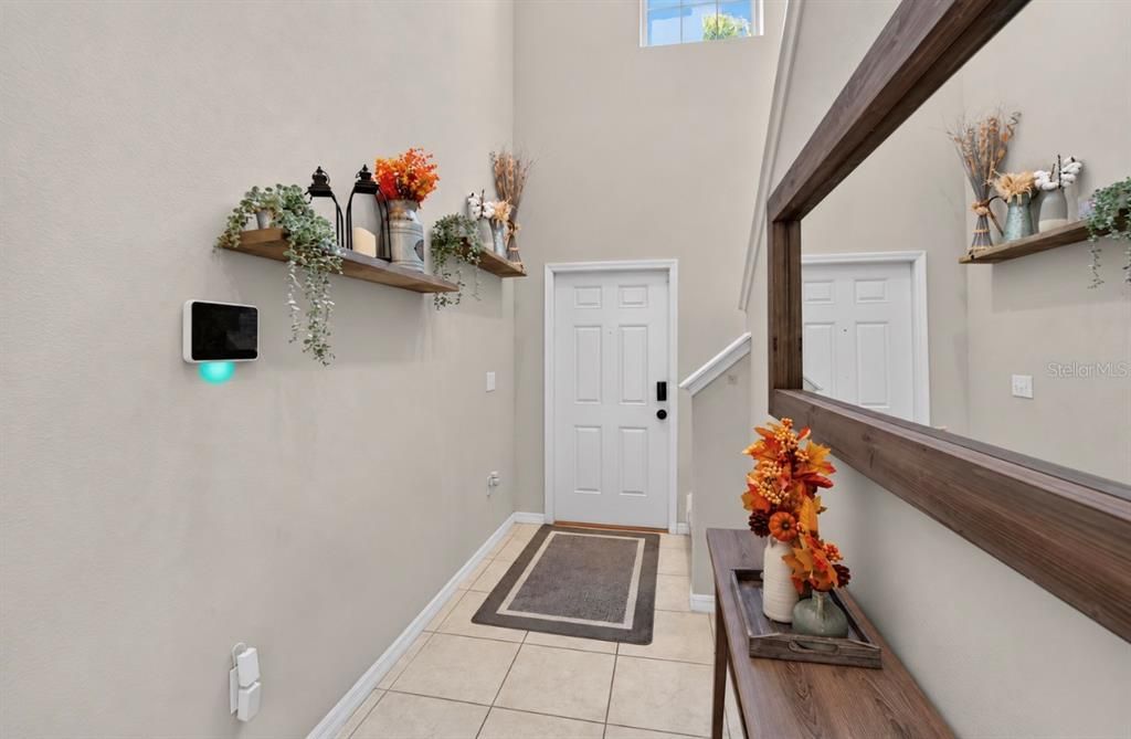 En Venta: $399,900 (5 camas, 2 baños, 2415 Pies cuadrados)