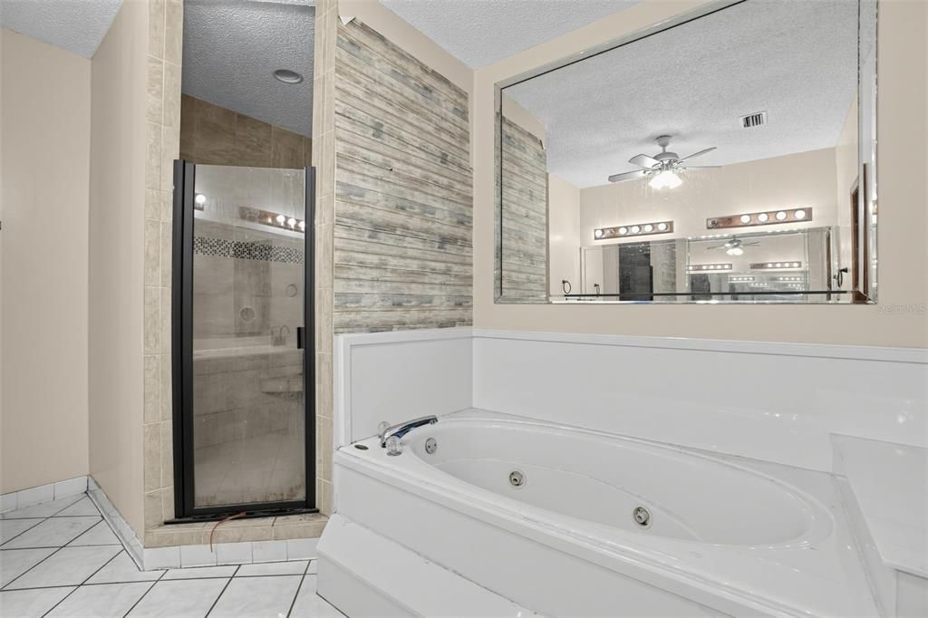 For Sale: $535,000 (4 beds, 2 baths, 3338 Square Feet)