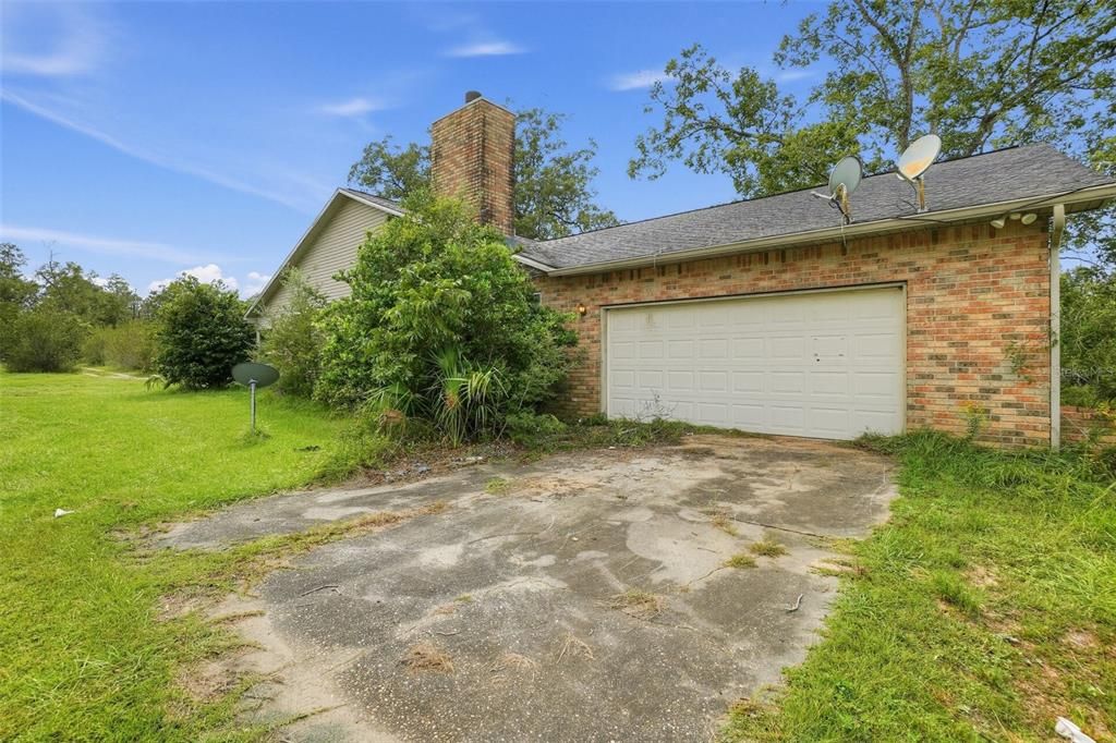 For Sale: $535,000 (4 beds, 2 baths, 3338 Square Feet)