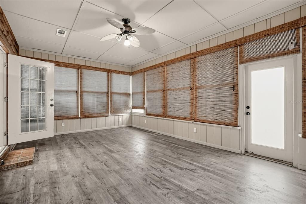 For Sale: $535,000 (4 beds, 2 baths, 3338 Square Feet)