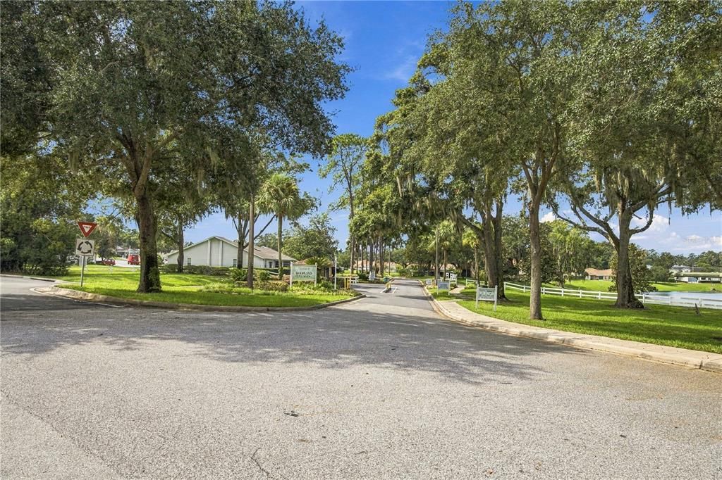 For Sale: $219,000 (2 beds, 2 baths, 1155 Square Feet)