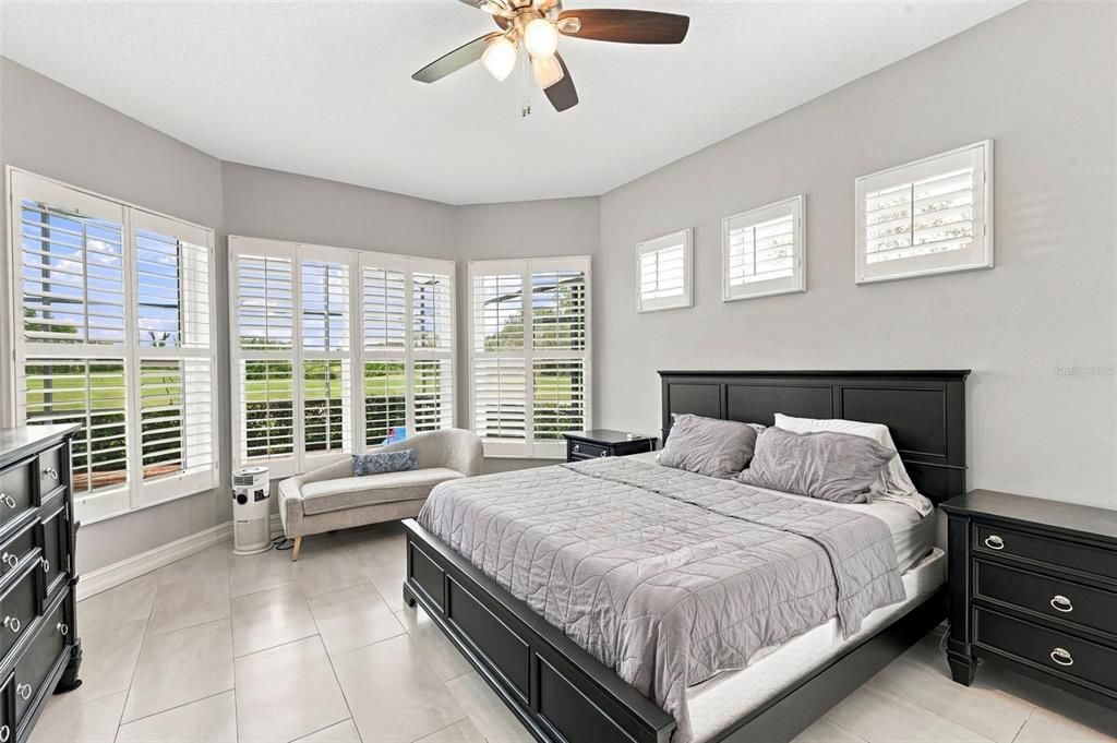 En Venta: $1,242,360 (4 camas, 2 baños, 2856 Pies cuadrados)