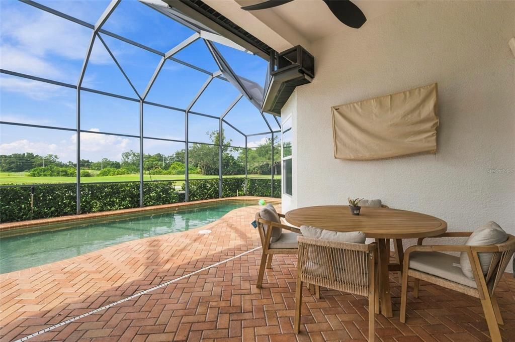 En Venta: $1,242,360 (4 camas, 2 baños, 2856 Pies cuadrados)