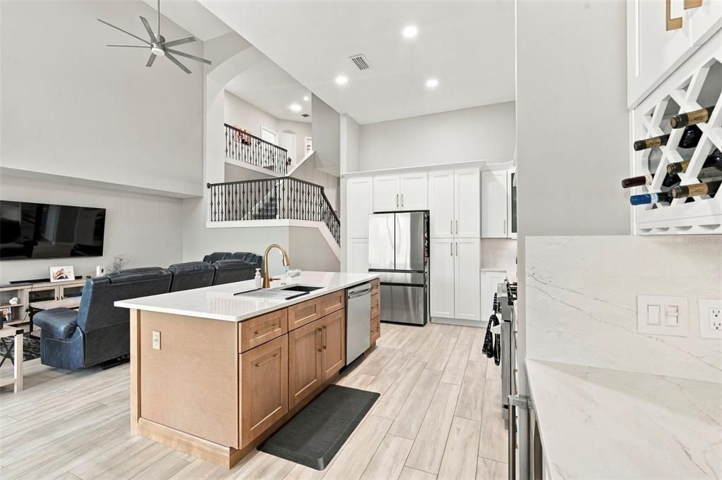 En Venta: $1,242,360 (4 camas, 2 baños, 2856 Pies cuadrados)