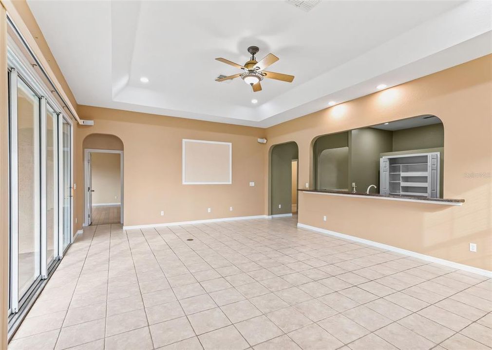 En Venta: $364,000 (3 camas, 2 baños, 1803 Pies cuadrados)