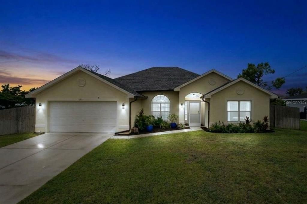 For Sale: $379,000 (4 beds, 2 baths, 2331 Square Feet)