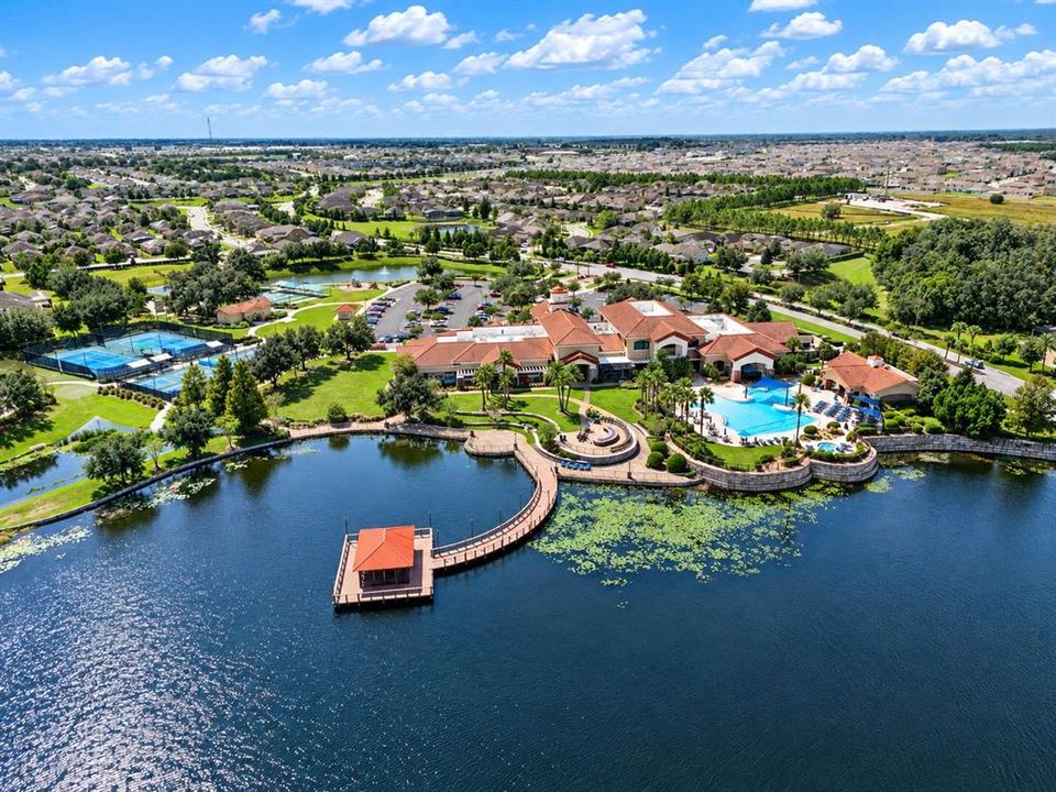 На продажу: $289,900 (2 спален, 2 ванн, 1464 Квадратных фут)