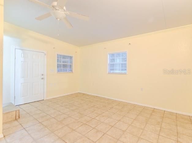 For Sale: $485,000 (5 beds, 4 baths, 3712 Square Feet)