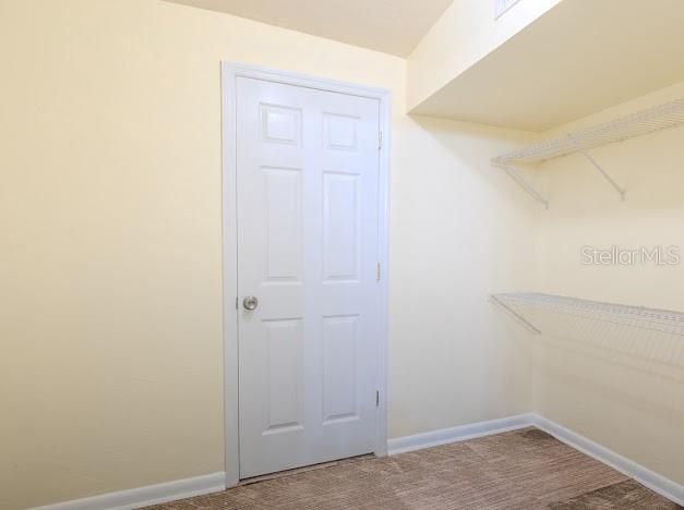 For Sale: $485,000 (5 beds, 4 baths, 3712 Square Feet)