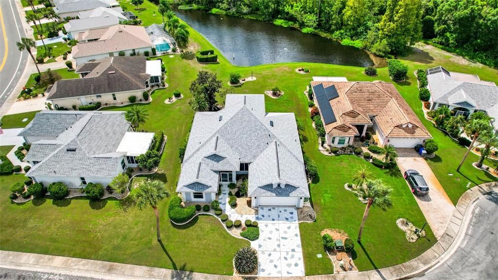 Activo con contrato: $349,900 (2 camas, 2 baños, 2486 Pies cuadrados)